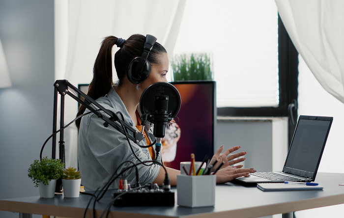 Dijital Dünyada Hedef Kitleye Doğrudan Ulaşmanın Yolu: Podcast Reklamcılığı