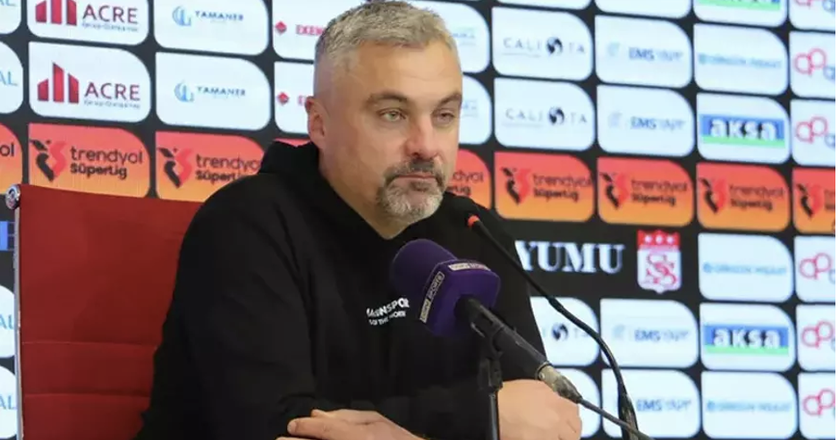 Samsunspor’da Reis’ten Beklenmeyen Eleştiri: “Performansımız Çok Düşük!”