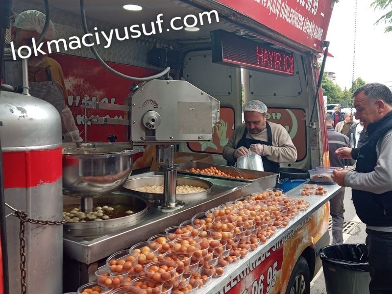 Lokma Dökme ile Şükrü En Güzel Biçimde Paylaşmak